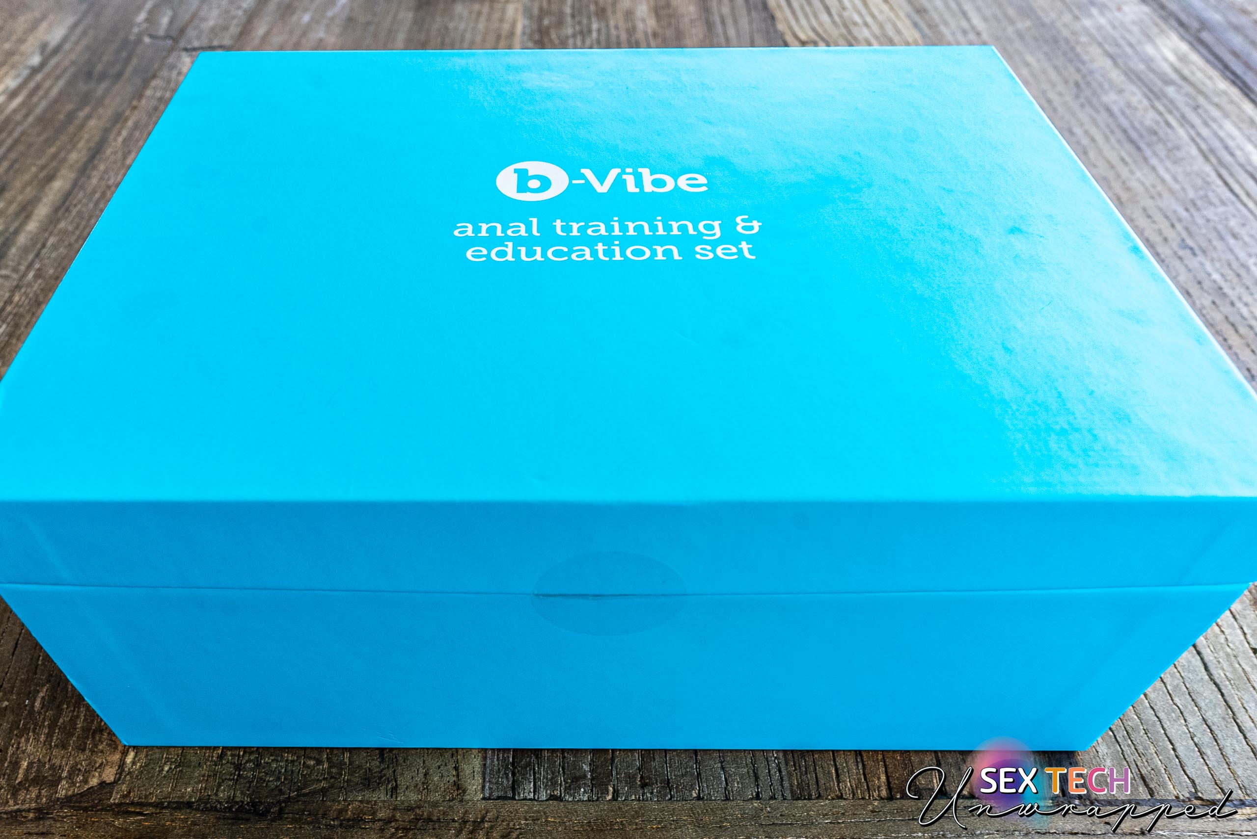 b-Vibe anal training and education set box
